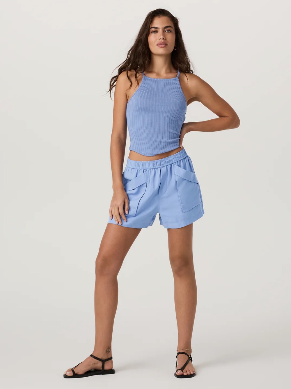 Vuori Blue Linen Blend Shorts - Picture 2 of 13